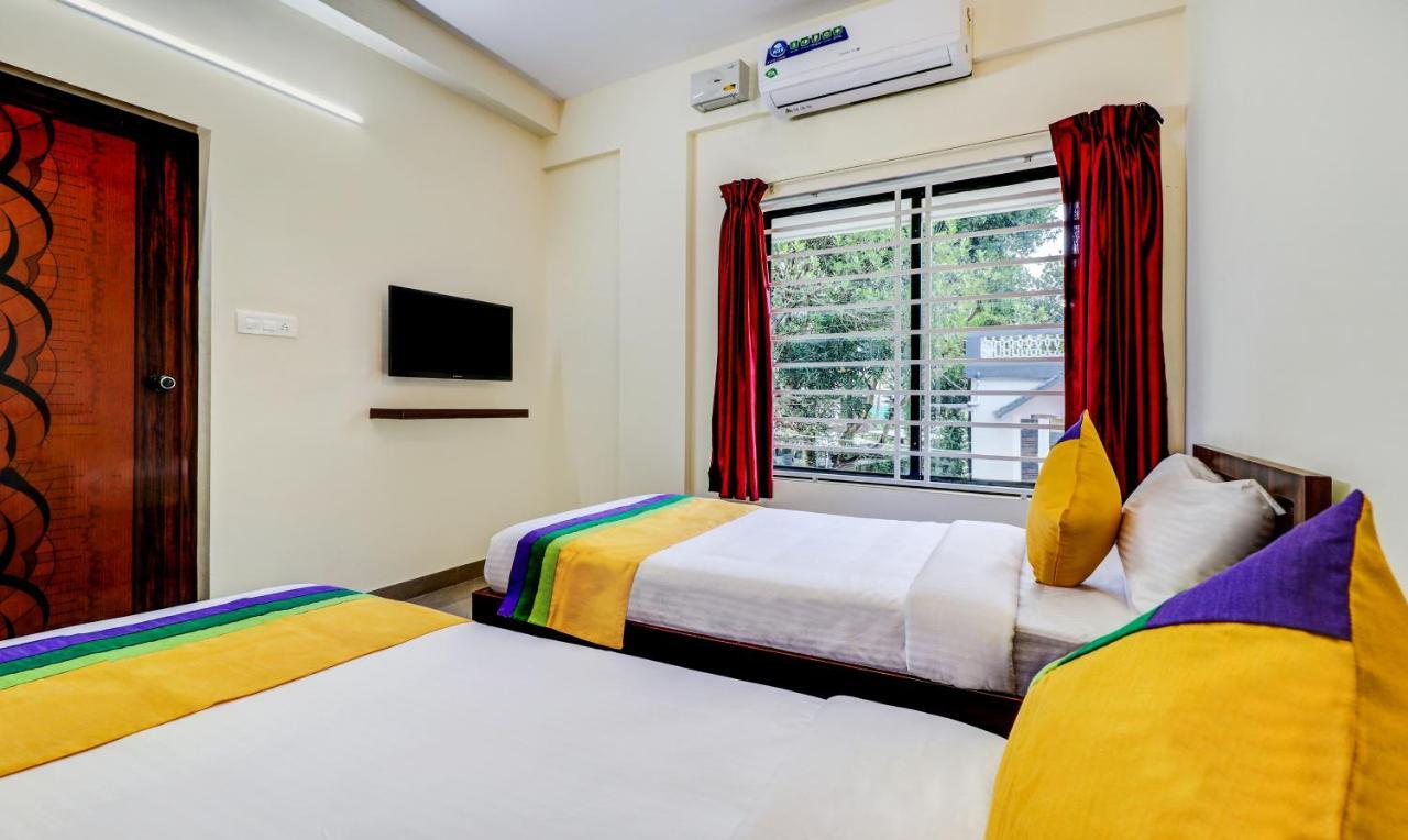 Itsy Hotels Rain Tulsi Stayz, Palarivattom Junction Kochi Εξωτερικό φωτογραφία