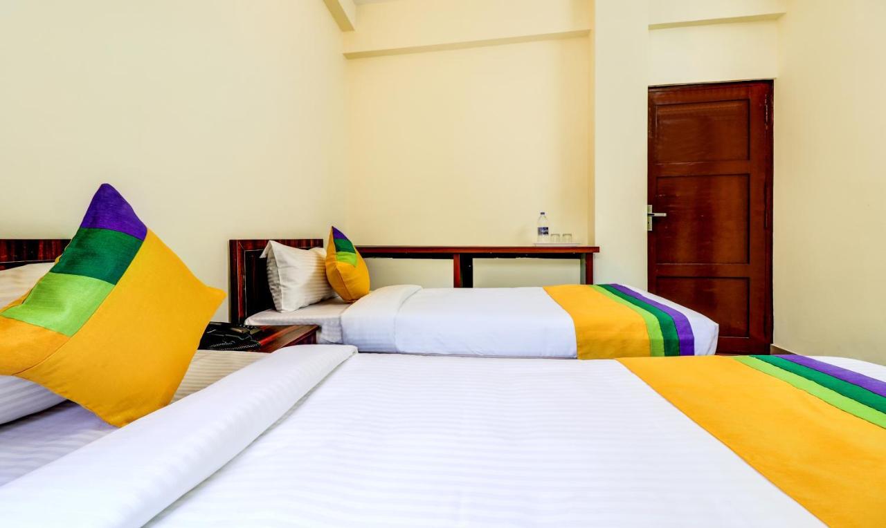 Itsy Hotels Rain Tulsi Stayz, Palarivattom Junction Kochi Εξωτερικό φωτογραφία