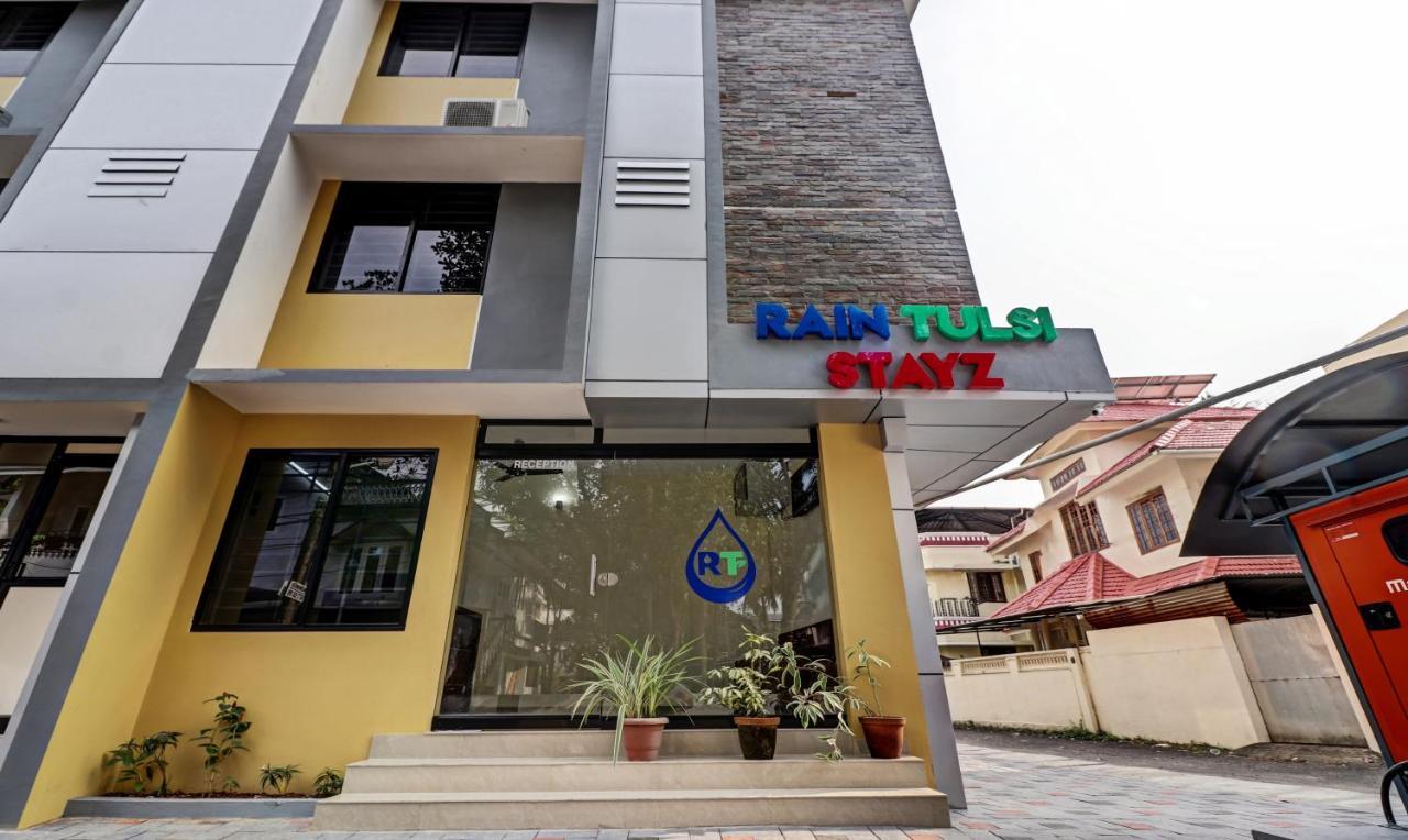 Itsy Hotels Rain Tulsi Stayz, Palarivattom Junction Kochi Εξωτερικό φωτογραφία