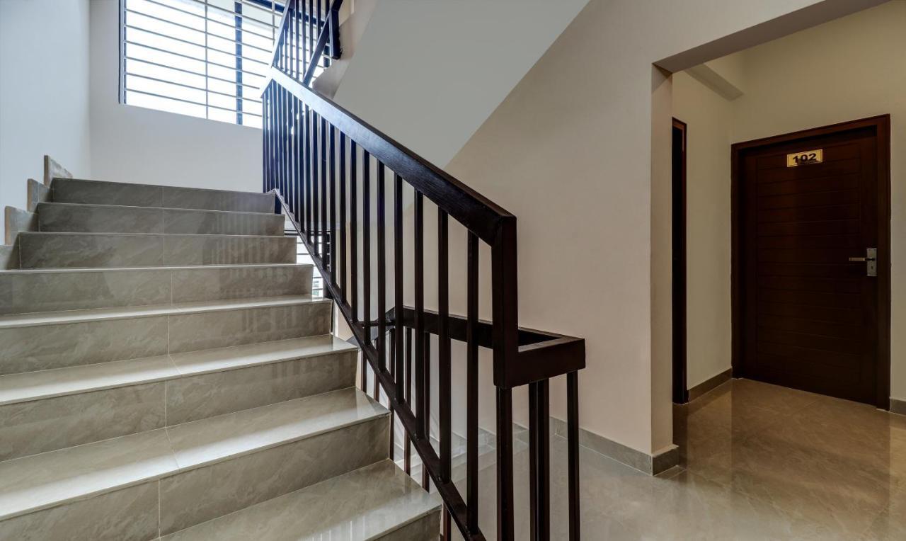 Itsy Hotels Rain Tulsi Stayz, Palarivattom Junction Kochi Εξωτερικό φωτογραφία